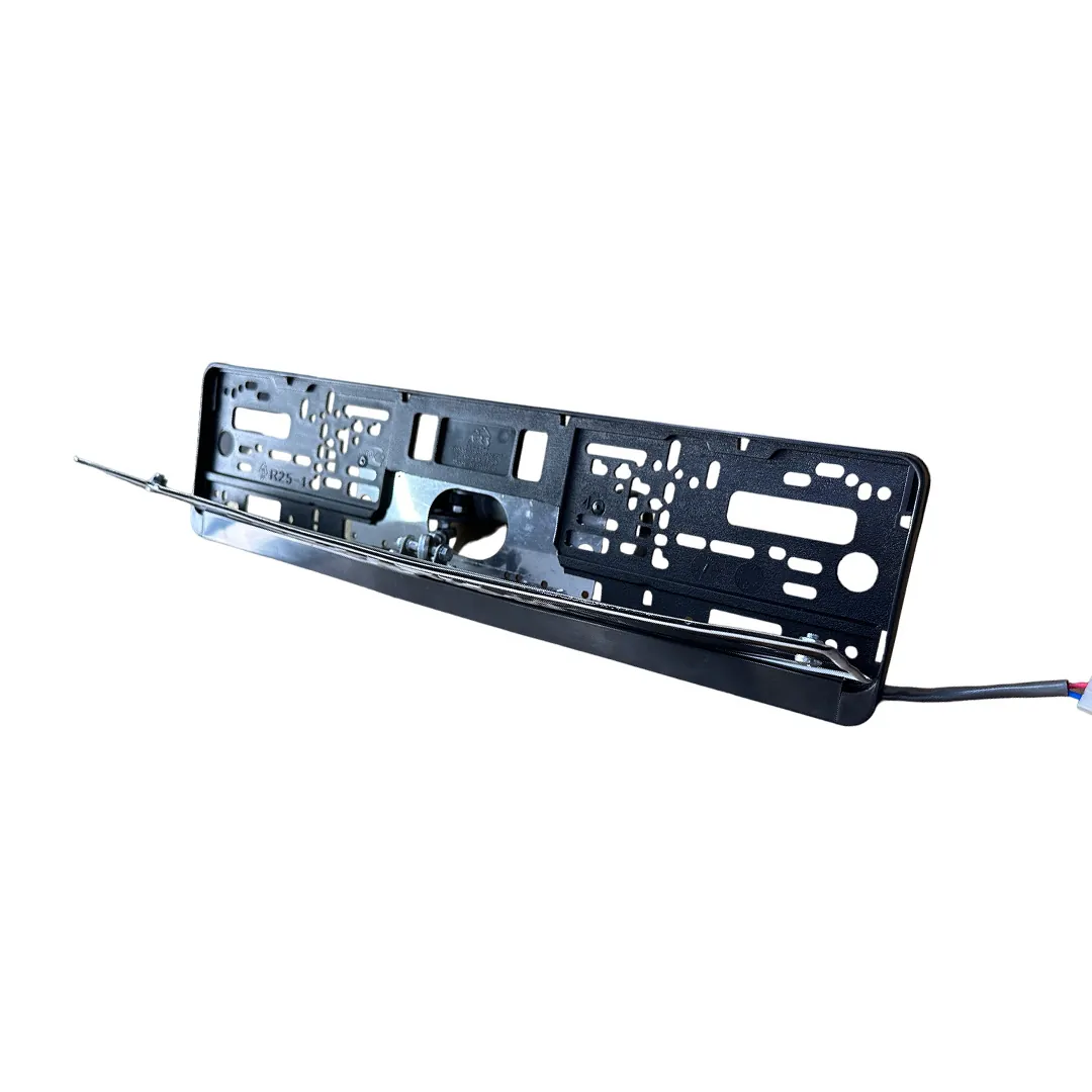 Откидная рамка в действии на автомобиле